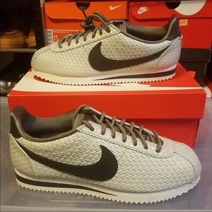 NIKE CORTEZ